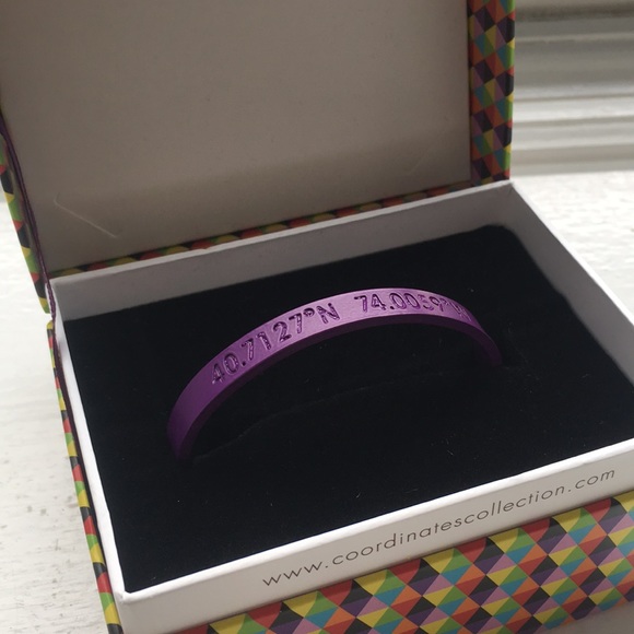 Coordinates Collection NYC Bracelet - Picture 1 of 6